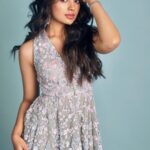 Krithi Shetty Instagram – Dreamy vibes 🌸 
•
•
Outfit – @seemagujraldesign
Jewelry- @karnikajewelshyd
Styled by – @ashwin_ash1 & @hassankhan_3 
Shot by – @eshaangirri 
H&M – @chaks_makeup @venkymakeupstudio