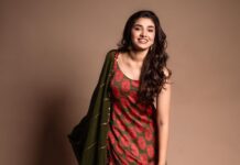 Krithi Shetty Instagram - You are the sun in your life because everything revolves around you but why not also be the sunshine in other’s lives and make the world brighter ✨🤗 #stayhappy #stayblessed #yourespecial 💝 • • Outfit - @pooja.keyur Jewellery- @houseofqc Styling - @ashwin_ash1 & @hassankhan_3 Shot by - @hemanth_kumanan H&M - @venkymakeupstudio @chaks_makeup