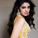 Krithi Shetty Instagram - Sending positive energy to all of you 🤗🤗🤗 #spreadpositivity • • • Styled by @tanishqmalhotraa Wearing @prishostore Bangle and ring @ajewelsbyanmol Earrings by @goldenwindow @ascend.rohank Assisted by @thestylethesaurus_ Makeup @sadhnasingh1 Hair @kamaldeepss Photographer @venurasuri