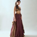 Krithi Shetty Instagram - A fresh start isn’t a new place…..it’s a new mindset 🌸 #believeinyourself • • • Styled by @jukalker Styling team @pratimajukalker Outfit : @aisharaoofficial @quirkbrandconsulting Jewellery : @mortantra @spiffypublicrelations Makeup @pinkylohar Hair @kamaldeepss Photographer @ishan.n.giri Asst @louis_prashanth Retoucher @enhancingmoments