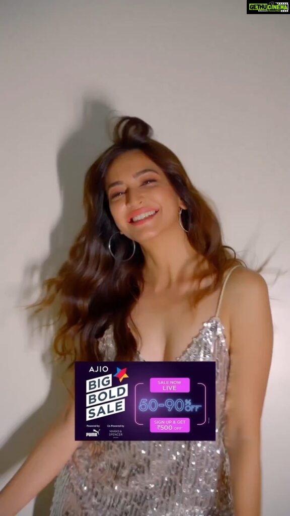 Kriti Kharbanda Instagram - AJIO BIG BOLD SALE IS NOW LIVE! Reason enough to shop from AJIO’s Big Bold Sale live from 9th December 4000+ world’s top brands & 12 lac options 50-90% off Fast delivery + easy returns + door-step refunds Check out Ajio app for best discounts before shopping anywhere else. @ajiolife #AjioLove #HouseOfBrands #BigBoldSale #ad