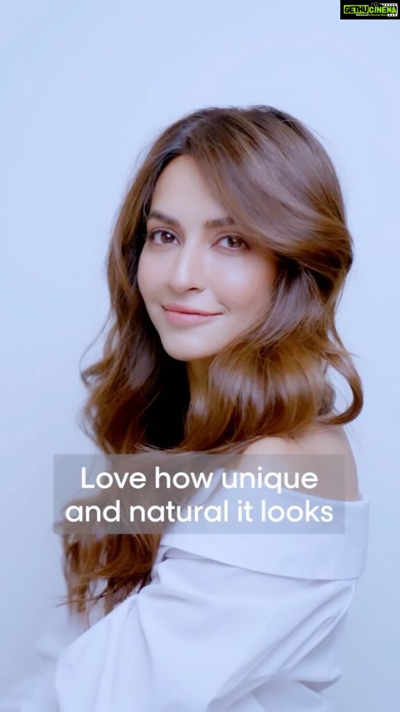 Kriti Kharbanda Instagram - Everything feels better after a new hair colour upgrade 💫 My hairdresser @rohan_jagtap_ from @bespokesalon_in who helped me select classic mocha which is just a perfect shade for my hair 🤍 I am totally in love with how gorgeous & subtle my @lorealpro French Balayage looks! Can’t really wait to flaunt my beautiful hair everywhere I go! 💫💕 Visit the nearest L’Oréal Professionnel-partnered salon and get your personalized French Balayage 🤍 #AD #FrenchBalayageIndia #MyFrenchBalayageIndia #salon @lorealpro @lorealpro_education_india