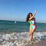 Kriti Kharbanda Instagram - Dancing away those #mondayblues ! 💙🧿💙