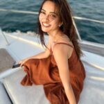 Kriti Kharbanda Instagram - To the week that was :) I soaked up the sun, played in the sand and smiled. A lot. 💟💟💟 . . . #weekendvibes #takemeback #sunshinegirl