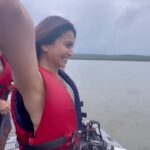 Kriti Kharbanda Instagram - -after a lot of back and forth we managed to get the water boots on, only to realise I’d forgotten to take off my pajamas 😅😅 so I decided to keep them on and keep going. - I love the water but I’m petrified of the ocean and it’s vastness, but decided to give it a shot after a lot of self talk and convincing from my loved ones. - after close to fifteen attempts I managed to do what I went there to do!! Yay me!! I felt proud, happy, super emotional and very very hungry 😅😅 What’s my take back? I’m capable of doing everything I put my mind to, and this was very very reassuring! . . I’m hoping 2023 is far more adventurous! I can’t wait to try new things and push my boundaries! . . . #newyear #selflove #challengeaccepted