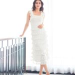 Kriti Sanon Instagram - 🤍🤍 @zimmermann Stylist @tanghavri Makeup @adrianjacobsofficial Hair @nikitamenon1 📸: @tejasnerurkarr
