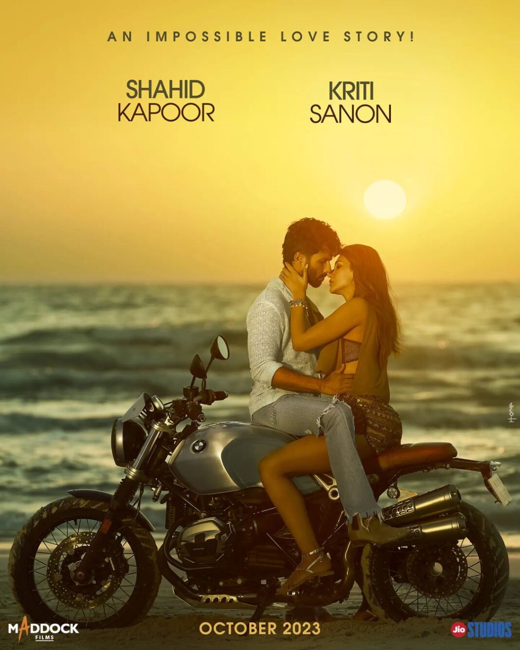 Kriti Sanon Instagram - Announcing the wrap of our impossible love story!🎬❤️ Our untitled project is set to release in Oct 2023. A Jio studios and Dinesh Vijan presentation. Written & Directed by Amit Joshi & Aradhana Sah Produced by Dinesh Vijan, Jyoti Deshpande & Laxman Utekar A Maddock film’s production @shahidkapoor @aapkadharam #DimpleKapadia @real.amitjoshi @i_aradhana_ #DineshVijan #JyotiDeshpande @laxman.utekar @sharadakarki @pvijan @maddockfilms @officialjiostudios