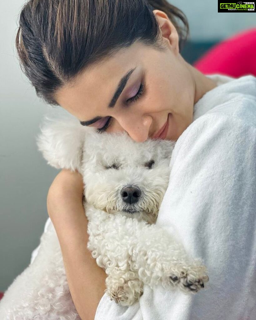 Kriti Sanon Instagram - All we need is LOVE! ♥️ (And cuddles 🥰)
