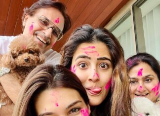 Kriti Sanon Instagram - Happy Holi from Us to You! 💖💖