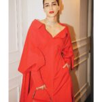 Kriti Sanon Instagram - The mood is RED in a monochromatic @maisonvalentino ❤️ HMU @aasifahmedofficial @adrianjacobsofficial Styled by @sukritigrover 📸 @pixel.exposures