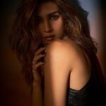 Kriti Sanon Instagram - The beauty of light, gives birth to the shadow. . Isn’t that a beautiful Irony! 🖤🤍 📸: @rohanshrestha