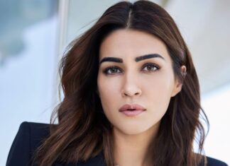 Kriti Sanon Instagram - Own It! 🖤 Outfit- @versace HMU- @aasifahmedofficial @adrianjacobsofficial Styled by- @sukritigrover Styling Team- @vanigupta.23 Photographer- @anoop.devaraj