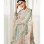 Kriti Sanon Instagram - And it has begun.. Big Day Tomorrow ♥️🙏🏻 The love from Hyderabad has filled my heart with positivity! 🙏🏻🥹 #AdipurushTrailer releases tomorrow 9th May at 1:53pm ! ♥️🙏🏻🧿 #JaiSiyaRam #Adipurush