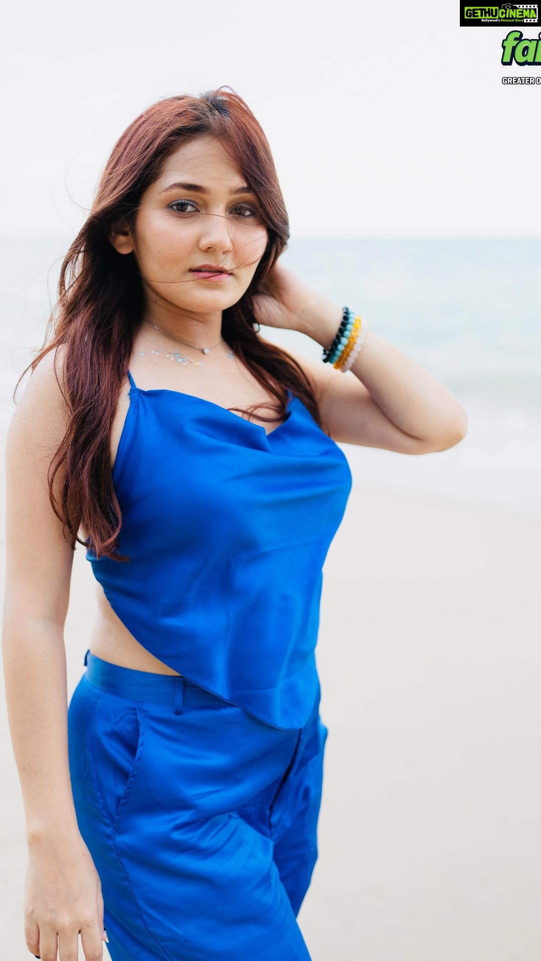 Kritika Sharma Instagram - GRWM for the Drag the Weekend Beach Party today on Day 2 of FAIRPLAY EXCLUSIVE! #grwm #fpexclusive #fairplavexclusive #beachparty #fairplayindia #brunchparty #travel #beachparty