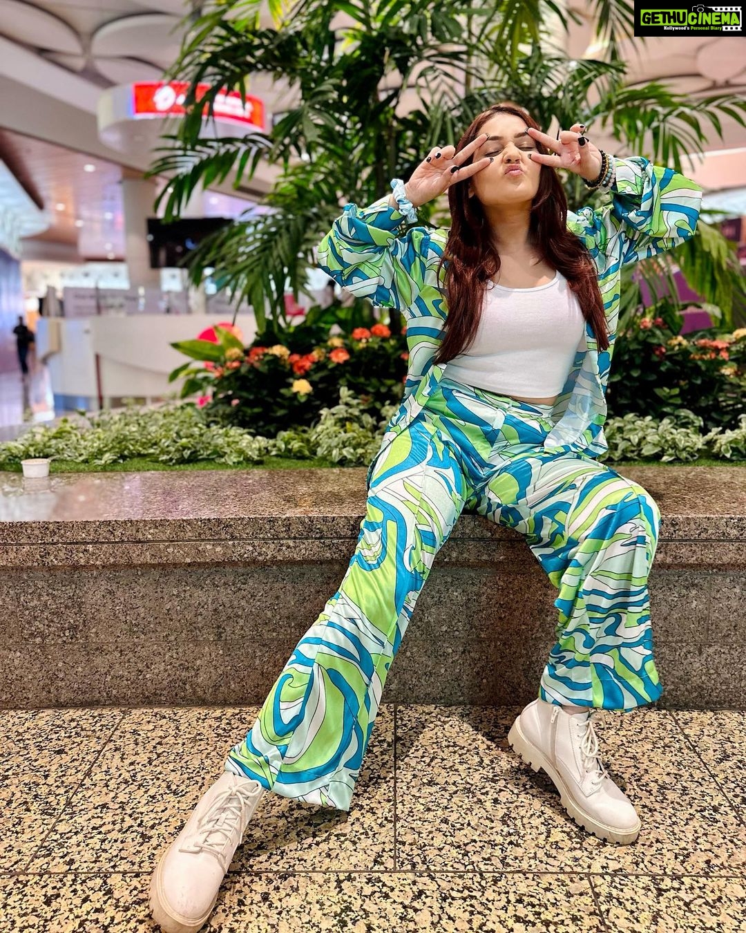 Kritika Sharma Instagram - Let the fun begin @itsshubhanshisingh ❤️ Outfit @themicromoda @publiquedom Stylist: @the_neerajpandey #travel #thailand #friends #girlstrip #love #friendship KLIA - Kuala Lumpur International Airport