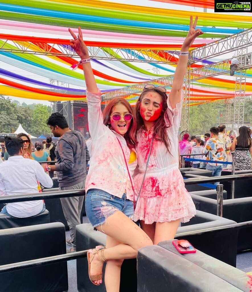 Kritika Sharma Instagram - Happy holi 2023 !
