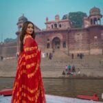 Kritika Sharma Instagram – BANARAS ki chori ❤️ 
📸 @_.harsh.gupta._01 
Outfit @bhaviniparis 

#banaras #varanasi #kashi #model #traditional #indian #ghatsofvaranasi #ghatsofbanaras #boatride #indiangirl #love #travel #travelphotography #photography #girl #trending #trend #explorepage #explore Varanasi – Kashi – Banaras