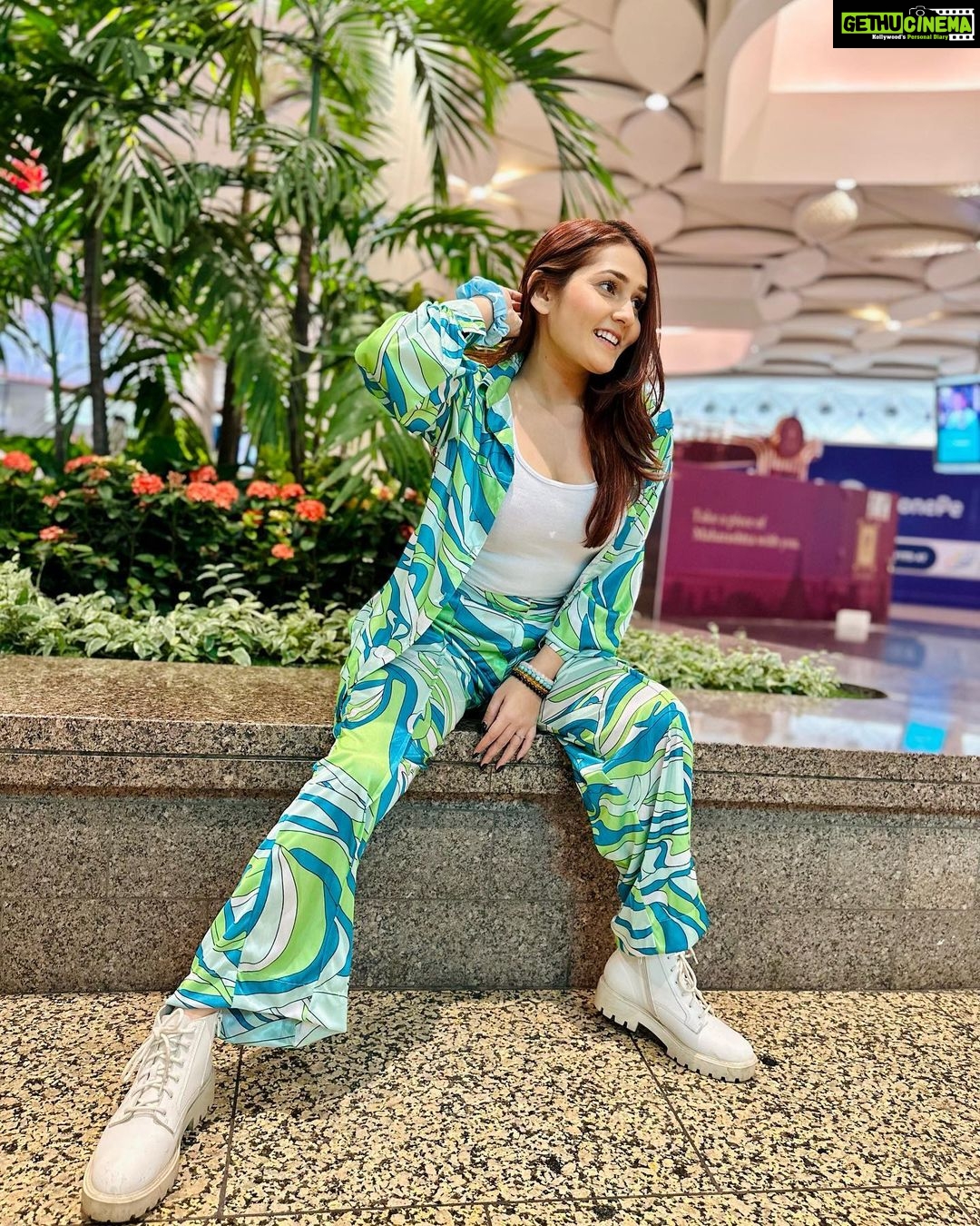 Kritika Sharma Instagram - Let the fun begin @itsshubhanshisingh ❤️ Outfit @themicromoda @publiquedom Stylist: @the_neerajpandey #travel #thailand #friends #girlstrip #love #friendship KLIA - Kuala Lumpur International Airport