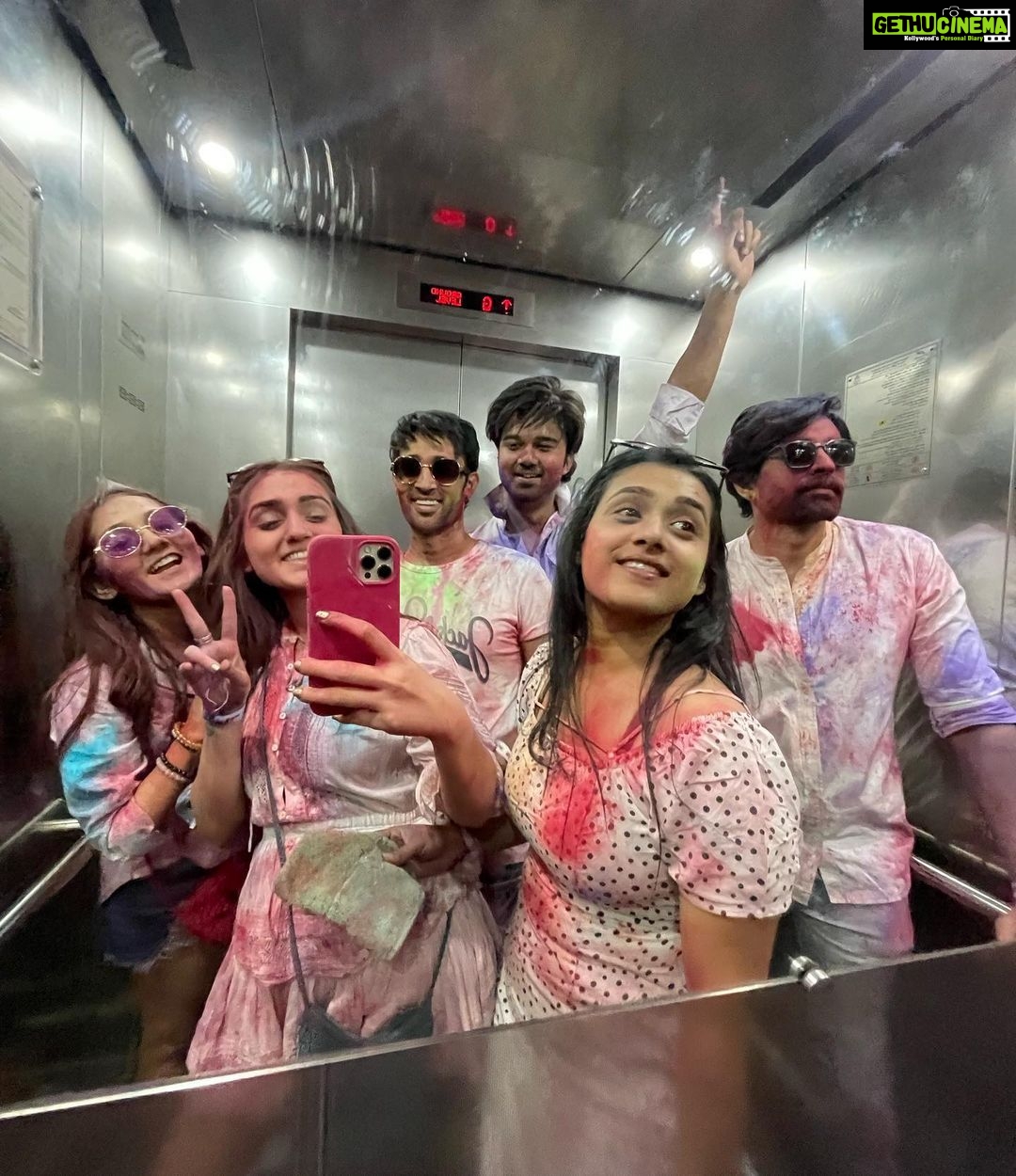 Kritika Sharma Instagram - Happy holi 2023 !