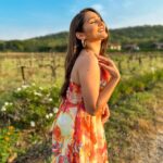 Kritika Sharma Instagram - ✨ @sula_vineyards #sulavineyards #sula #vineyard #love #garden #girl #model Sula Wineyards, Nashik