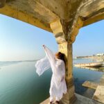 Kritika Sharma Instagram - 🕊️ #gujrat #somnath #spritual #peace #model #girl #indian #white #kritikasharma Somnath