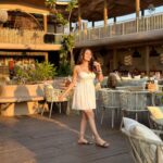 Kritika Sharma Instagram - Dubki is THE place to visit when in Vagator, Goa. 😍 Take the Plunge at @dubkigoa The breathtaking sundowner, the delicious food, the chilled drinks and the peaceful vibe, everything is exceptional! ❤️ #DubkiGoa #TakeThePlunge