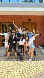 Kritika Sharma Instagram - Baaki sab theek he chal raha hai !
@tanyasharma27 @radhikamuthukumar_official @akashrjagga @summitbhardwaj @avinashmukherjee_ @karansharmaa_official 
#bffs 

#alibaug #travel #friends #group #trendingreels #reels #explorepage✨