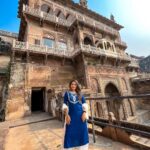 Kritika Sharma Instagram – Ram nagar fort , Varanasi !
House of the royal family of Varanasi 
Outfit @yuftaindia