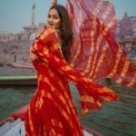 Kritika Sharma Instagram – BANARAS ki chori ❤️ 
📸 @_.harsh.gupta._01 
Outfit @bhaviniparis 

#banaras #varanasi #kashi #model #traditional #indian #ghatsofvaranasi #ghatsofbanaras #boatride #indiangirl #love #travel #travelphotography #photography #girl #trending #trend #explorepage #explore Varanasi – Kashi – Banaras