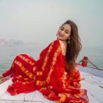Kritika Sharma Instagram – BANARAS ki chori ❤️
📸 @_.harsh.gupta._01
Outfit @bhaviniparis
#banaras #varanasi #kashi #model #traditional #indian #ghatsofvaranasi #ghatsofbanaras #boatride #indiangirl #love #travel #travelphotography #photography #girl #trending #trend #explorepage #explore Varanasi – Kashi – Banaras