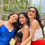 Kritika Sharma Instagram - Mini vlog of my Thailand trip #throwbackthursday #reelsinstagram #trendingreels #travel #thailand #phuket #jwmarriott #indian #girl #siblings #sharmasisters #krittikamsharma Khao lak