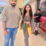 Kriti verma Instagram - This is how my #IIFA trip got ended. He literally rocked the stage in Abu Dhabi and was sweet enough to ask about if I had great time in IIFA among other things. Love and Respect Abhishek Bachchan sir 🥰 . . . . . . . . . . #kriti #kritiverma #abhishek #abhishekbachchan #aishwariya #actors #actorslife #tallboy #tallgirl #explore #foryou #foryourpage #love #india #abudhabi #iifa2023 #jaimatadi🧿🙏