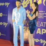 Kriti verma Instagram - Sunil Shetty Sir 🔥 Can u see me blushing 😊 . . . . . . . . #kriti #Kritiverma #redcarpethosting #sunilshetty #Anna #live #event #eventdiaries #showtime #tallgirl #biggboss #MTV #Roadies #biggboss #explore #foryou #foryourpage #jaimatadi🙏🏻🚩 Mumbai, Maharashtra