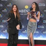 Kriti verma Instagram - Happy faces 🧿🧿 When both the sides of the mic are hilarious 😂😂 . . . . . . #kriti #kritiverma #actor #host #anchor #tallgirl #model #htmoststylistawards #hindustantimes #biggboss #mtv #roadies #love #jaimatadi 🧿🙏 @ambiencegroup_in