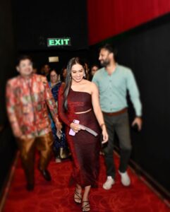 Krutika Desai Khan Instagram - All about the premiere night ✨♥️

Outfit - @sassafrasindia @shae_by_sassafras 
Style Partner - @6degree.co @ceejey777 

#movie #premiere #premanubandh #krutikadesai #kd #happiness #art #success #gratitude #spreadlove