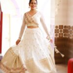 Krutika Desai Khan Instagram - Friday Fairytales ✨🌸🤍 Outfit Courtesy - @pooja_scloset MUA - @krutika.desai_official #krutikadesai #kd #artist #dreams #gogetter #achiever #success #happiness #positivevibes #explore #instagram #spreadlove ❤️