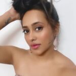 Krutika Desai Khan Instagram - Imperfectly Perfect 💗 #krutikadesai #kd #artist #explorepage #instagram #ootd #love #happiness #peace #abundance #positivevibes #spreadlove ❤️