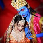 Krutika Desai Khan Instagram - Happy Holi ✨🌸♥️ Wearing - @pooja_scloset Jewellery - @ishhaara #happyholi #2023 #love #happiness #colours #joy #vibrant #kindness #peace #radhakrishna #spreadlove ♥️