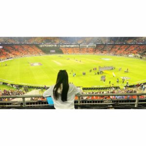 Krutika Desai Khan Instagram - What a match! @gujarat_titans @iplt20 ✨
Great performances 💙

Fits - @imbalance.in 

#KrutikaDesai #KD #TATAIPL #2023 #IPL #T20 #GujaratTitans #AavaDe #gratitude #happiness #blessed #spreadlove ❤️
