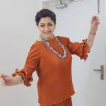 Kushboo Instagram - Dance to your hearts content.. and keep smiling at the transformation. ❤️❤️❤️❤️