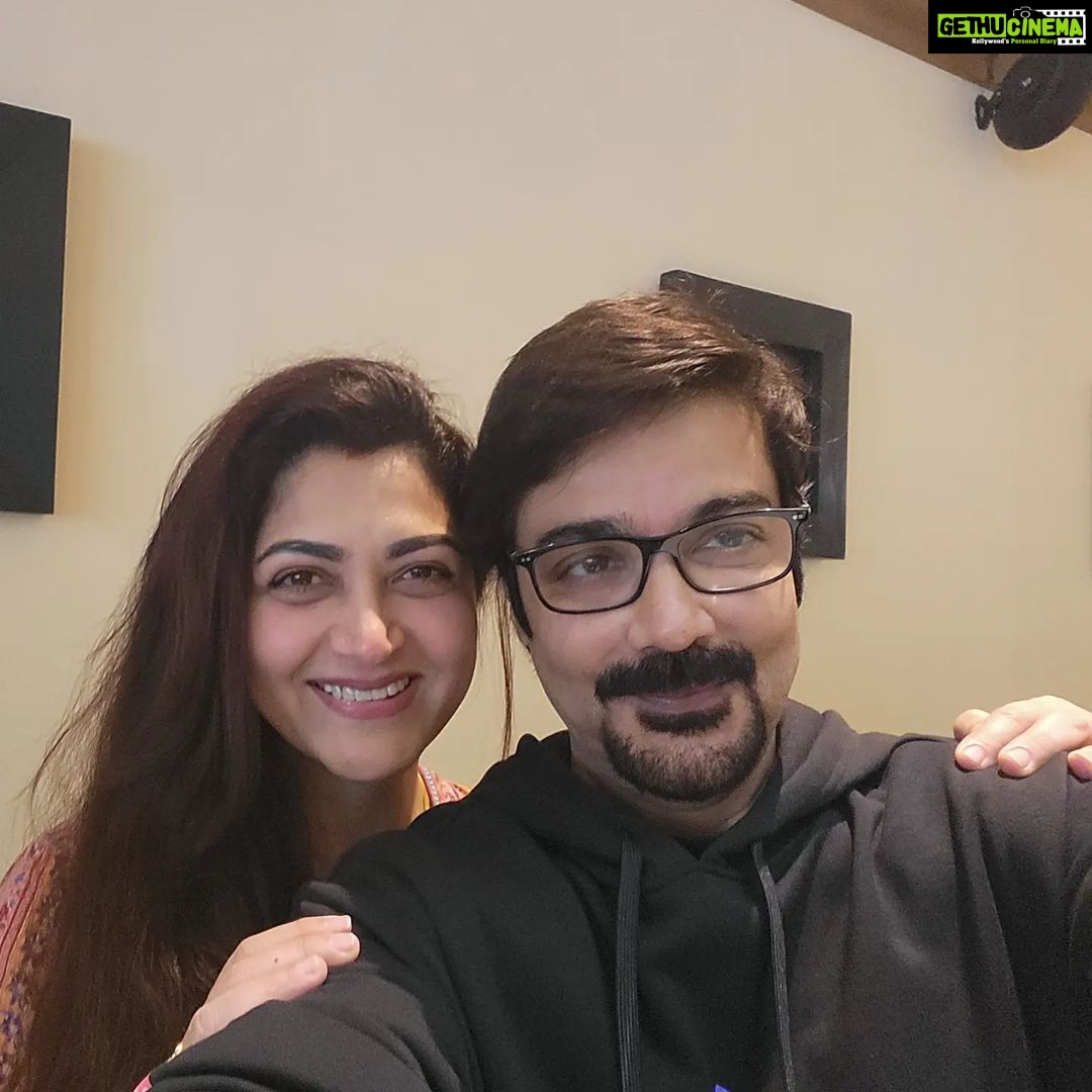 Kushboo Instagram - My dearest loveliest Bumba.. it was so awesome to see you you at #IFFIGOA2022 hope to see you sooooooon. Much love ❤️ @prosenstar