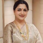 Kushboo Instagram - Wedding season!! ❤️❤️ #NewDelhi #traditional #sareelove