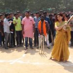 Kushboo Instagram - Cricket is not just a sport but a religion in our country. Being a major cricket buff myself also means you know a thing or two about the game n simply not just watch n give gyaan. So I toss and also get to bat. #Hyderabad #GKRCricketTournament @gkishanreddyofficial