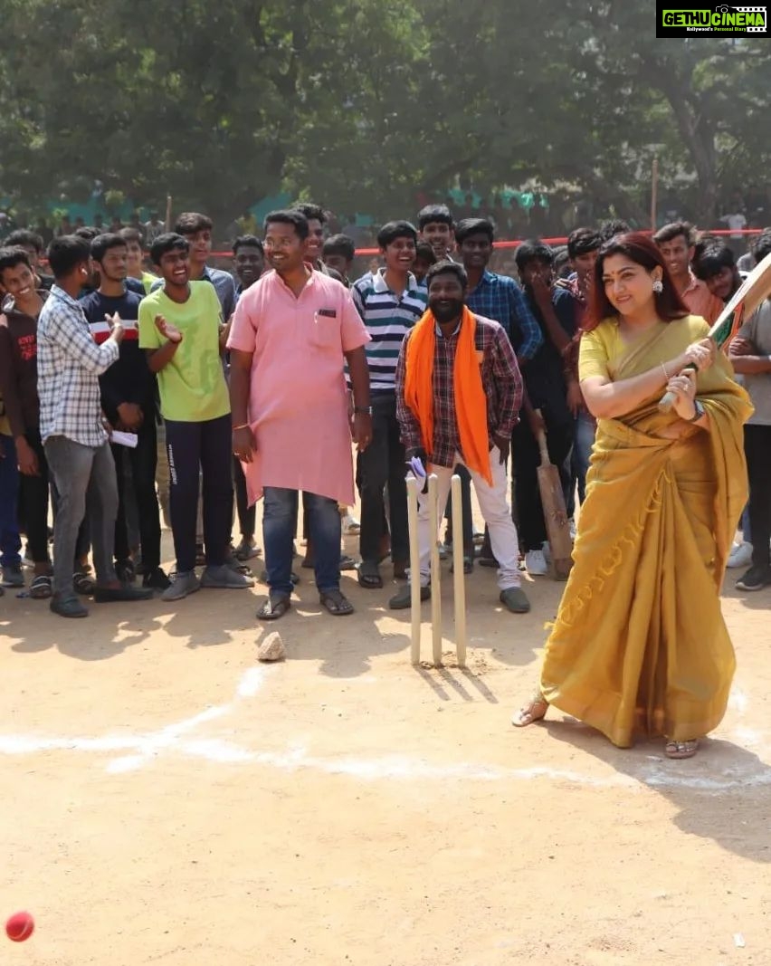 Kushboo Instagram - Cricket is not just a sport but a religion in our country. Being a major cricket buff myself also means you know a thing or two about the game n simply not just watch n give gyaan. So I toss and also get to bat. #Hyderabad #GKRCricketTournament @gkishanreddyofficial