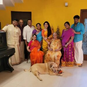 Kushboo Instagram - Wishing you all a very Happpppppppppyyyyyy Diwali.. may this festival of light bring you immense joy n happiness.. from our home, to yours ♥️🧨🌟💕😍♥️