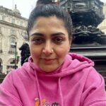 Kushboo Instagram - The right way towards good life is a healthy way to happy mind n heart. Don’t find reasons to avoid workouts. All you need is a commitment.. ❤️💪💪🏃🏽‍♀️🏃🏽‍♀️🏃🏽‍♀️