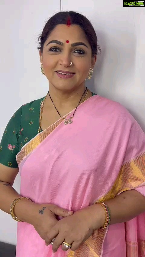 Kushboo Instagram - Nothing can be bigger and better than our own local brands. Support our local weavers and bring joy to their lives. My heartiest congratulations to @theartisansexhibitions @goeldevi and her team for this fantastic initiative. My best wishes to the team. 👏👏👏👌👌🙏🙏❤️❤️🤗
