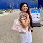 Kushboo Instagram - Helllllooooo from IKEA, London. ❤️