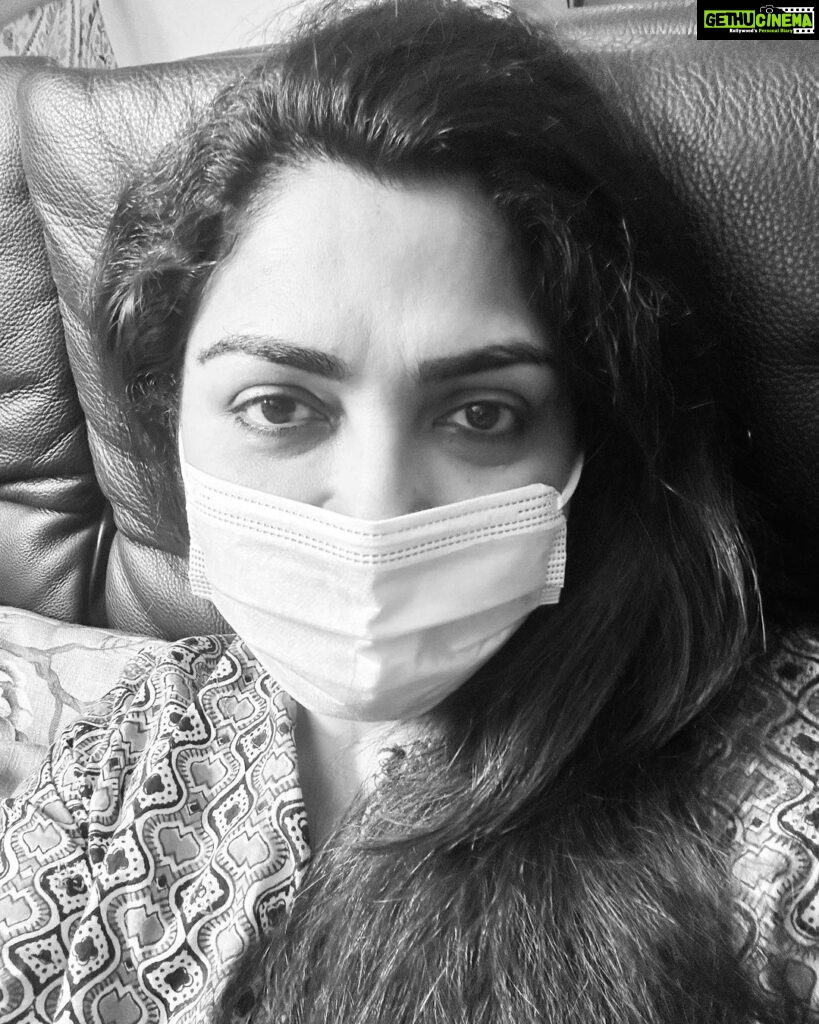 Kushboo Instagram - Out of the hospital & back in the comforts of home. Yet complete bedrest advised for sometime. Traveling to be avoided for over a week. Reassess with the doctors & assume office & work only after that. Thank you so much for the love that poured in from world over for my wellbeing. Truly feel blessed to get so much of love. Indebted to every one of you. 🙏🙏🙏🙏♥️♥️♥️♥️ #gratitude #humbled #loved