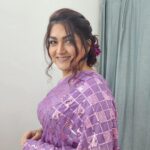 Kushboo Instagram - Life always gives reasons to make your life colorful. Give me your choice.. mauve or yellow?? 💜💛💜💛